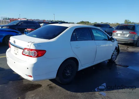 2013 Toyota Corolla Le из США, поврежденный, VIN 2T1BU4EE4DC990557